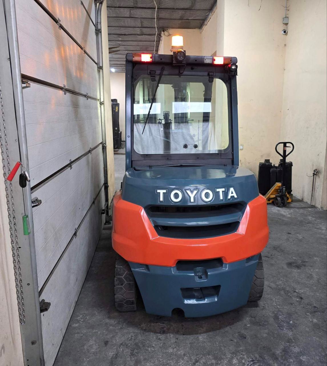 Навантажувач вилковий, газовий 3.5 тонни Toyota 02-8FGJF35
