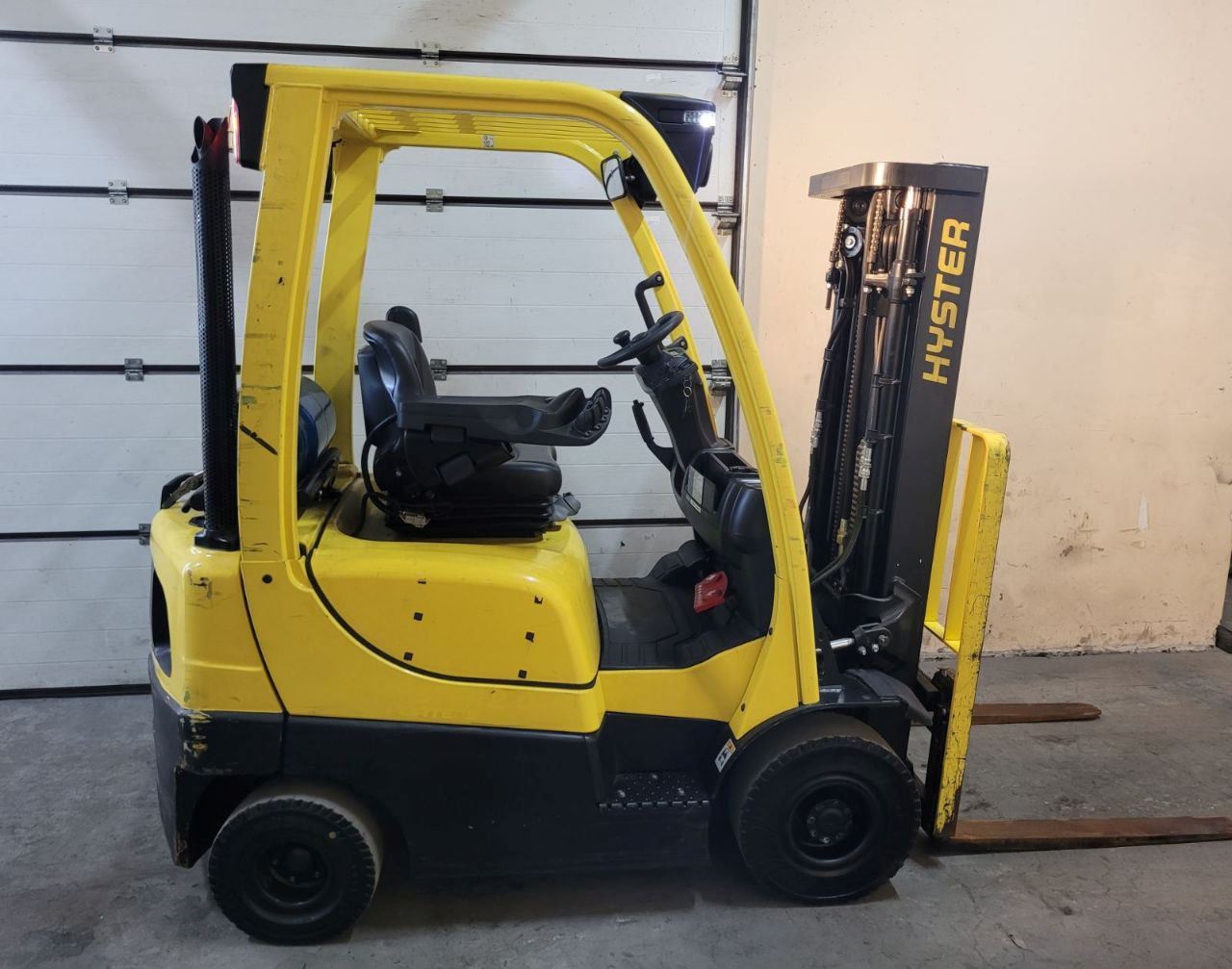Навантажувач вилковий, газовий 2.0 тонн Hyster H2.0FT , Великобританія