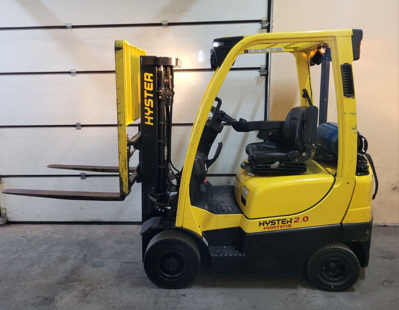 Навантажувач вилковий, газовий 2.0 тонн Hyster H2.0FT , Великобританія