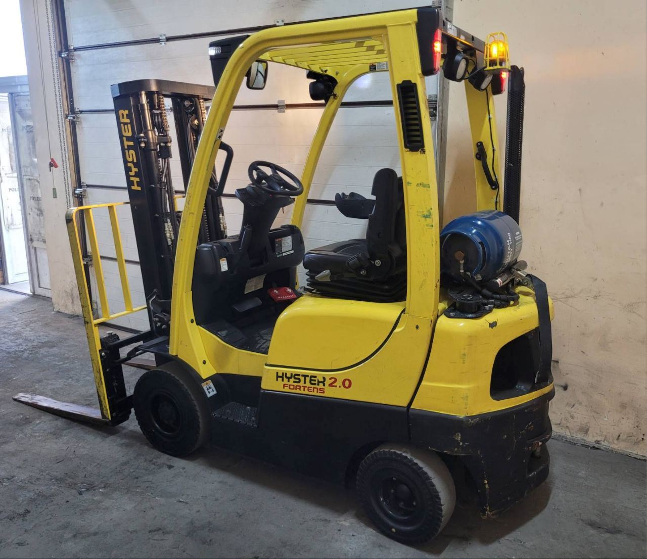 Навантажувач вилковий, газовий 2.0 тонн Hyster H2.0FT , Великобританія