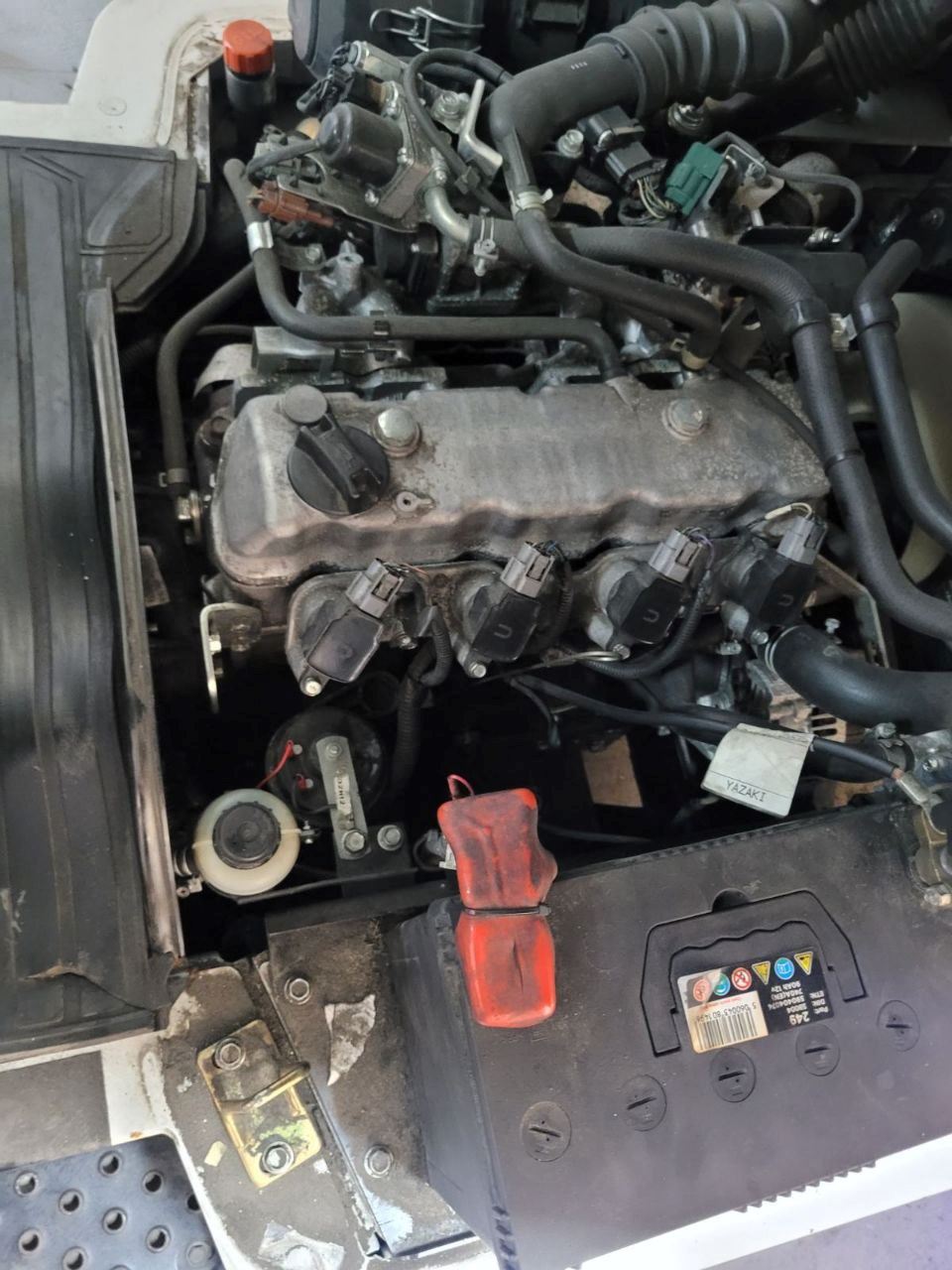 Wózek widłowy gazowy 2,5 tony Nissan-Unicarriers U1D2A25LH