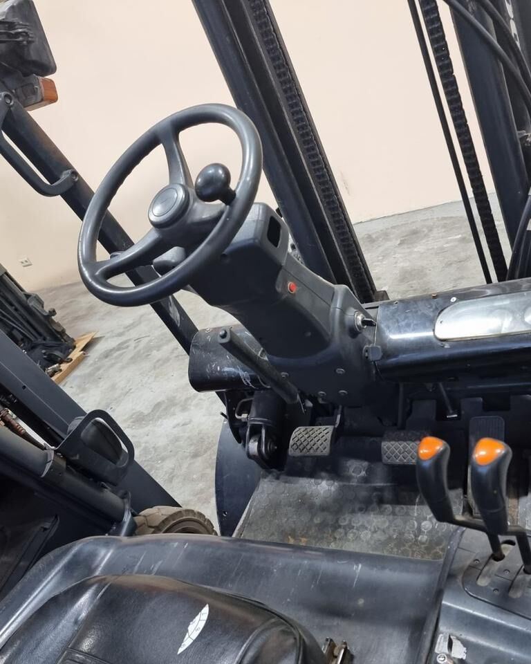 Wózek widłowy na gaz Doosan G30E-5