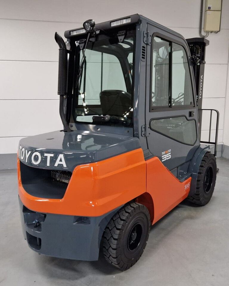 Wózek widłowy TOYOTA 52-8FDJF35 diesel