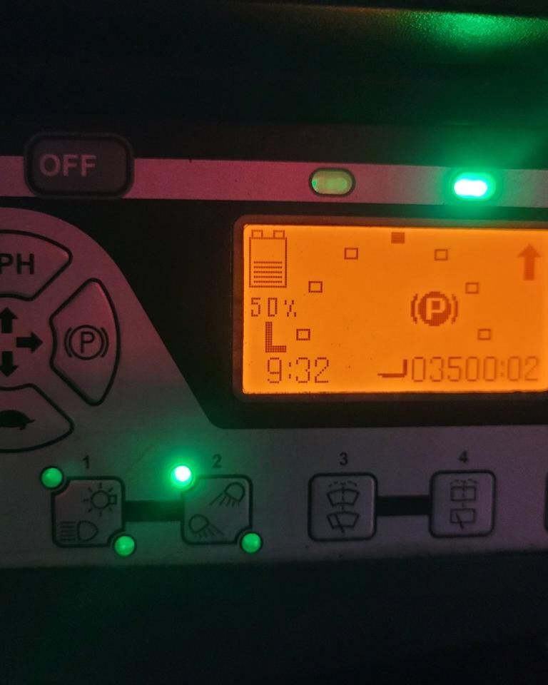 Wózek widłowy gazowy 2,5 tony Mitsubishi FG25N
