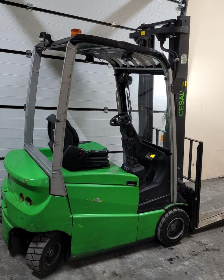 Fork three-support forklift, electric Cesab - Toyota B418