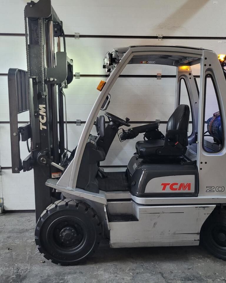 Wózek widłowy gazowy 2,0 tony Unicarriers (Nissan-TCM) U1D2A20LH