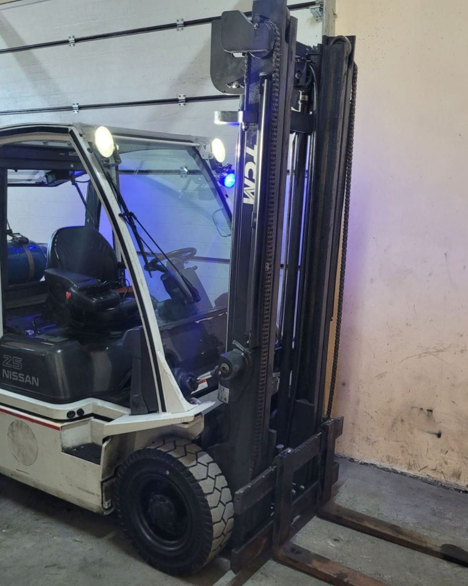 Forklift, gas 2 ton Nissan U1D2A20LQ